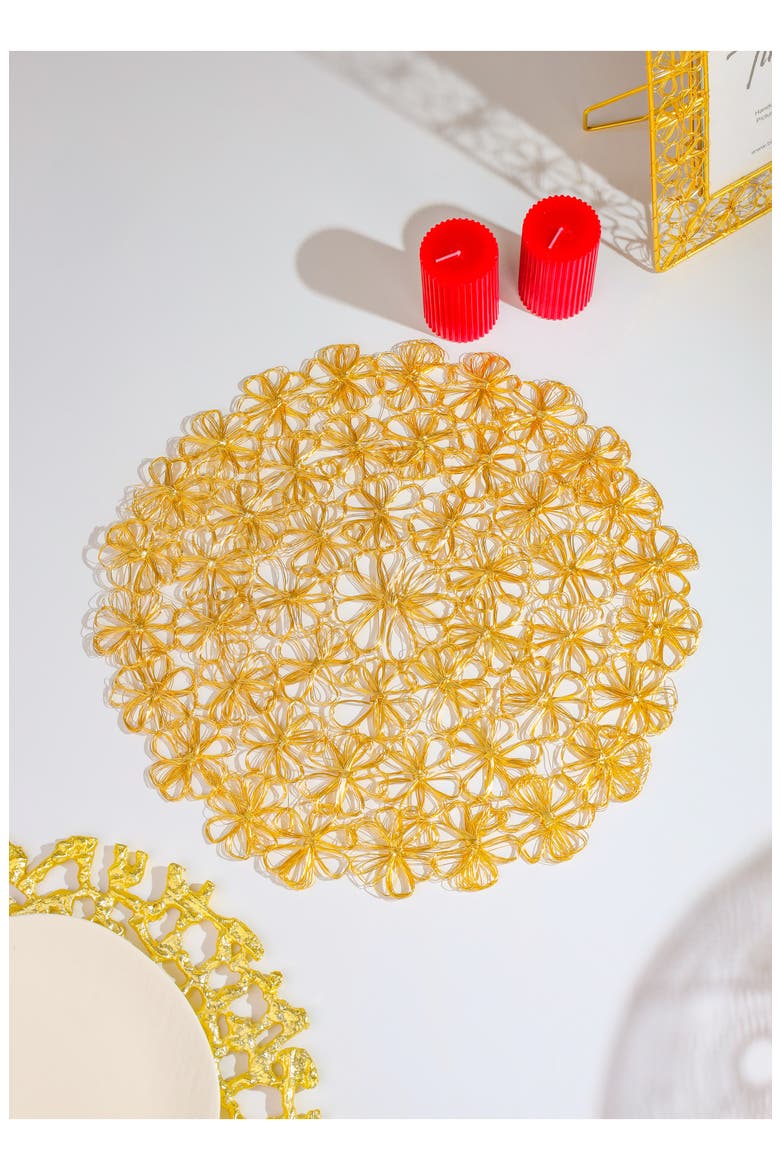 Petal Cluster Lace Metal Placemat, Alternate, color, GOLD