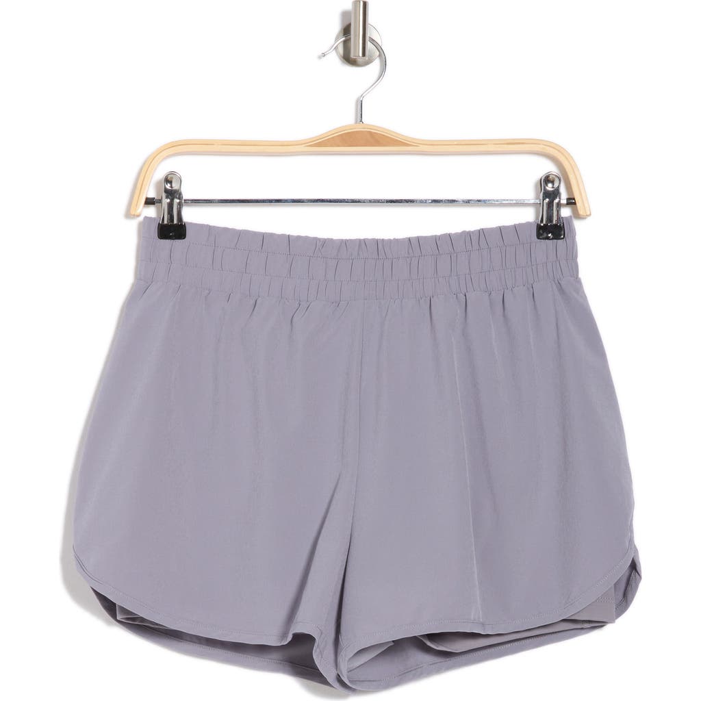 BEYOND YOGA BEYOND YOGA IN STRIDE LINED SHORTS