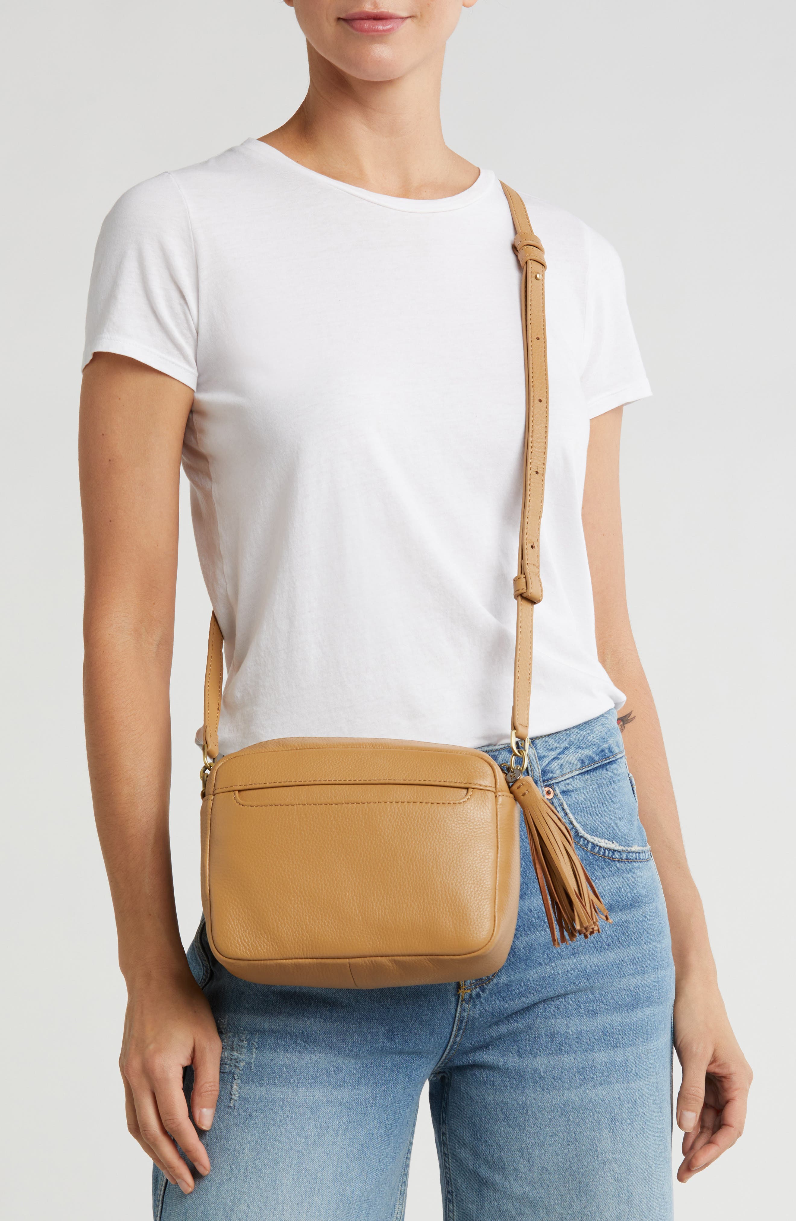 HOBO Renny Tassel Camera Crossbody Bag, Alternate, color, Tan Cinnamon
