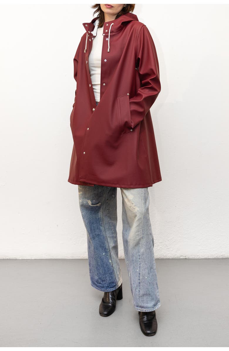 Stutterheim Mosebacke Hooded Long Sleeve Raincoat, Alternate, color, Burgundy