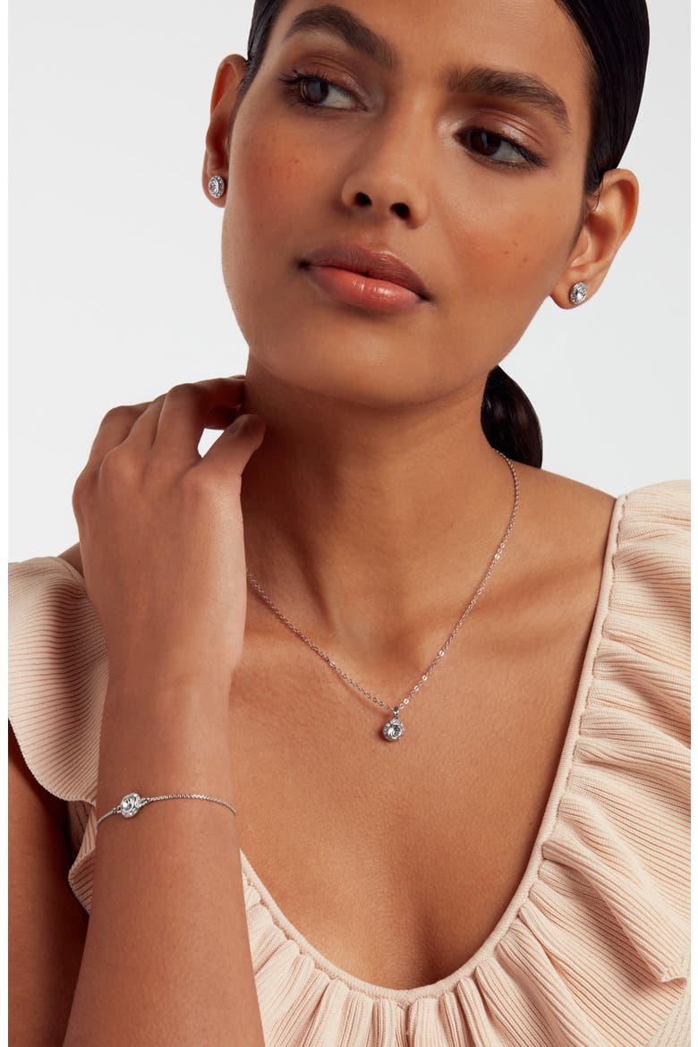 Soltell Solitaire Crystal Halo Pendant Necklace, Alternate, color, SILVER TONE CLEAR CRYSTAL