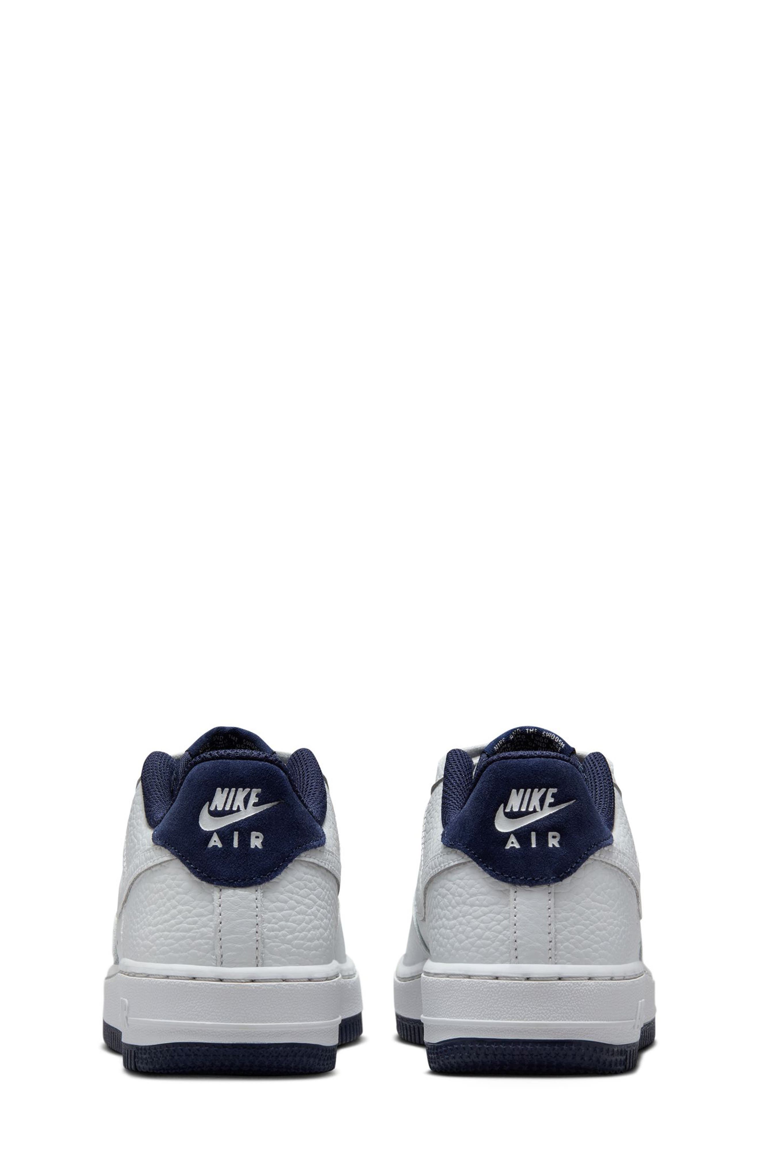 Nike Air Force 1 Basketball Sneaker, Alternate, color, 