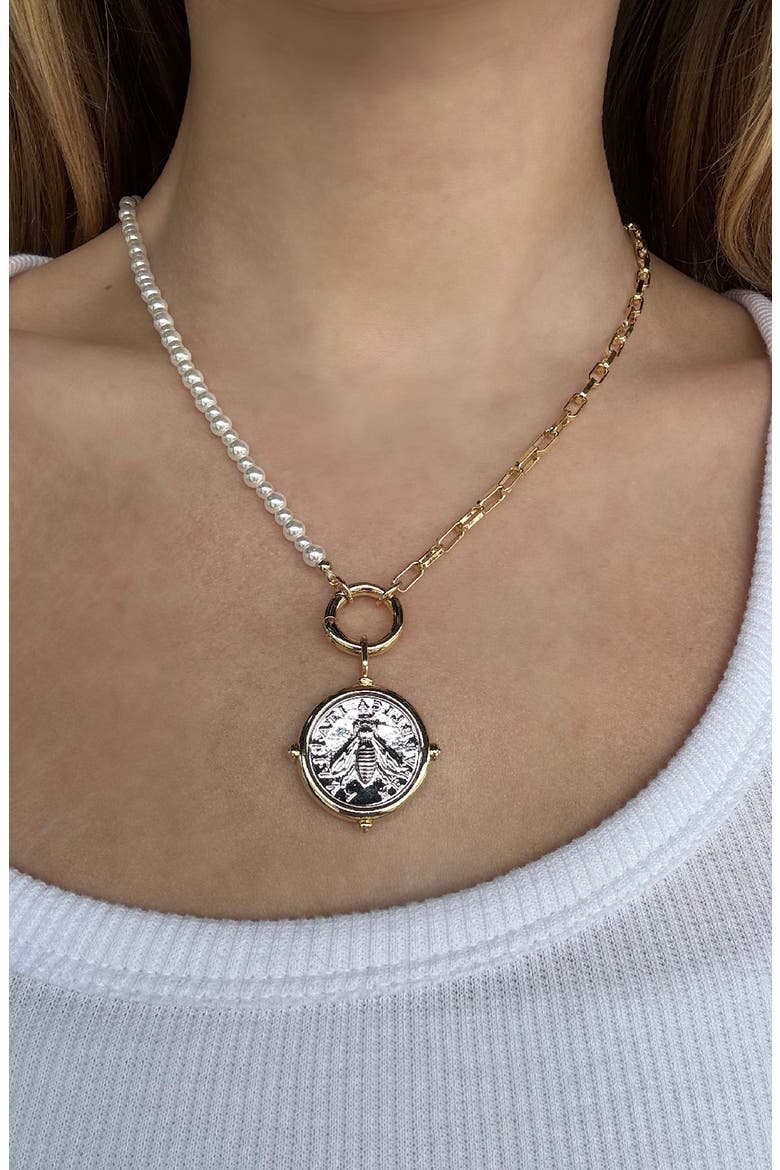 Two Tone Bee Charm, Alternate, color, SILVER