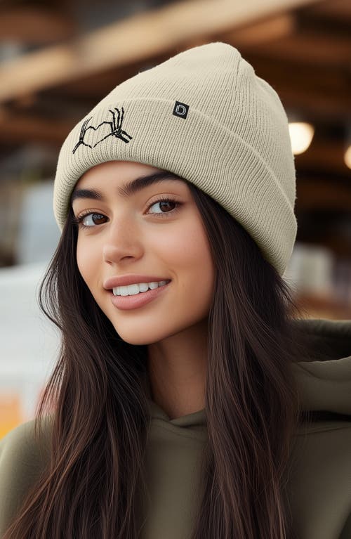 Dalix Heart Of Bones Beanie In Black