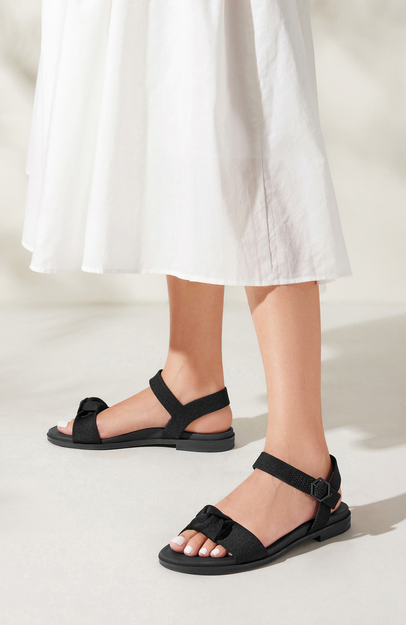 VIVAIA Arch Pro AdaptAll Sandals, Alternate, color, Black