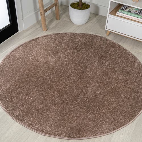 Jonathan Y Haze Solid Low-pile Round Area Rug In Brown/taupe