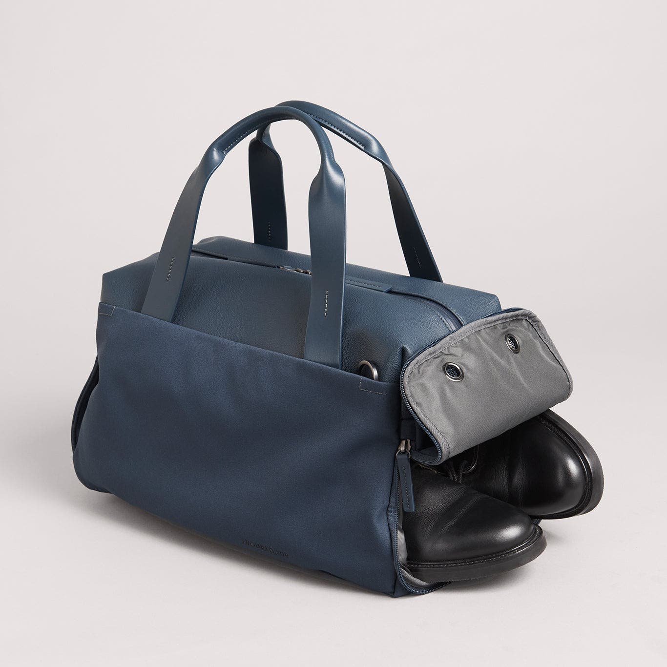 Troubadour Apex Everyday Duffle, Alternate, color, Basalt