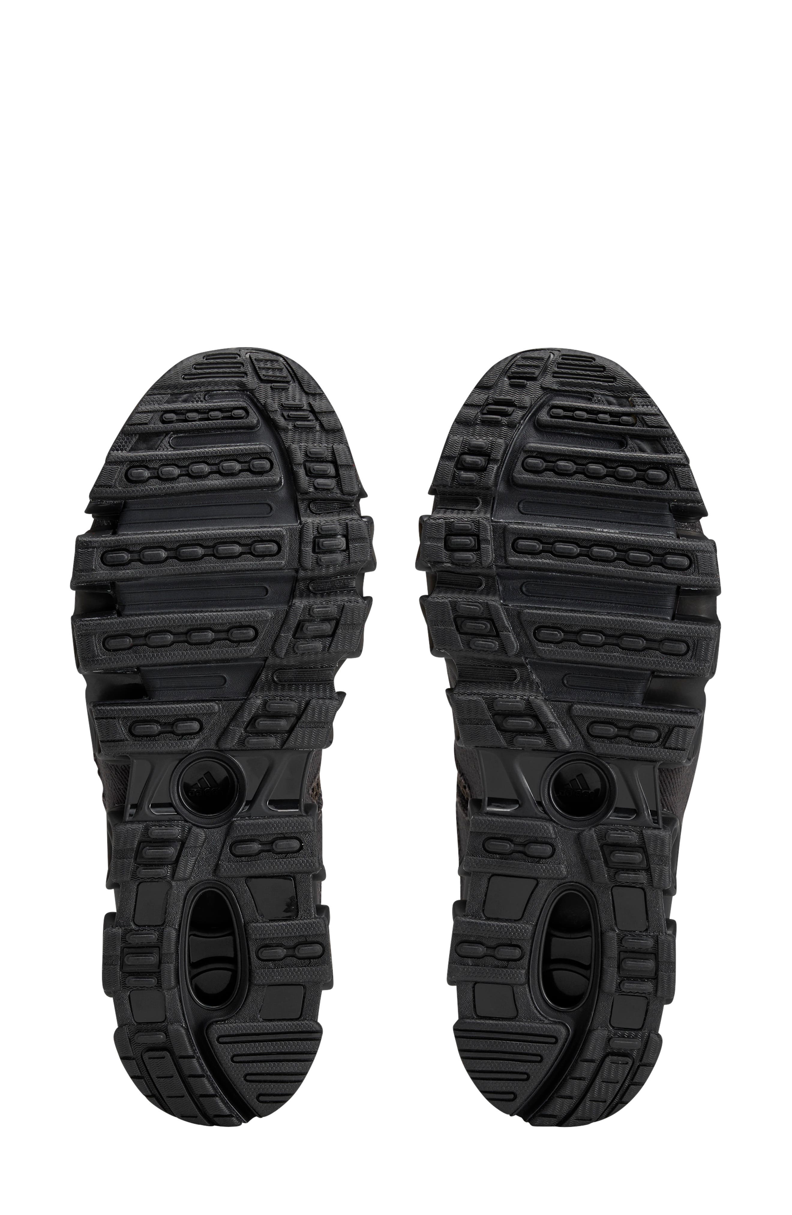 AV Megaride Cutout Sneaker, Alternate, color, CORE BLACK