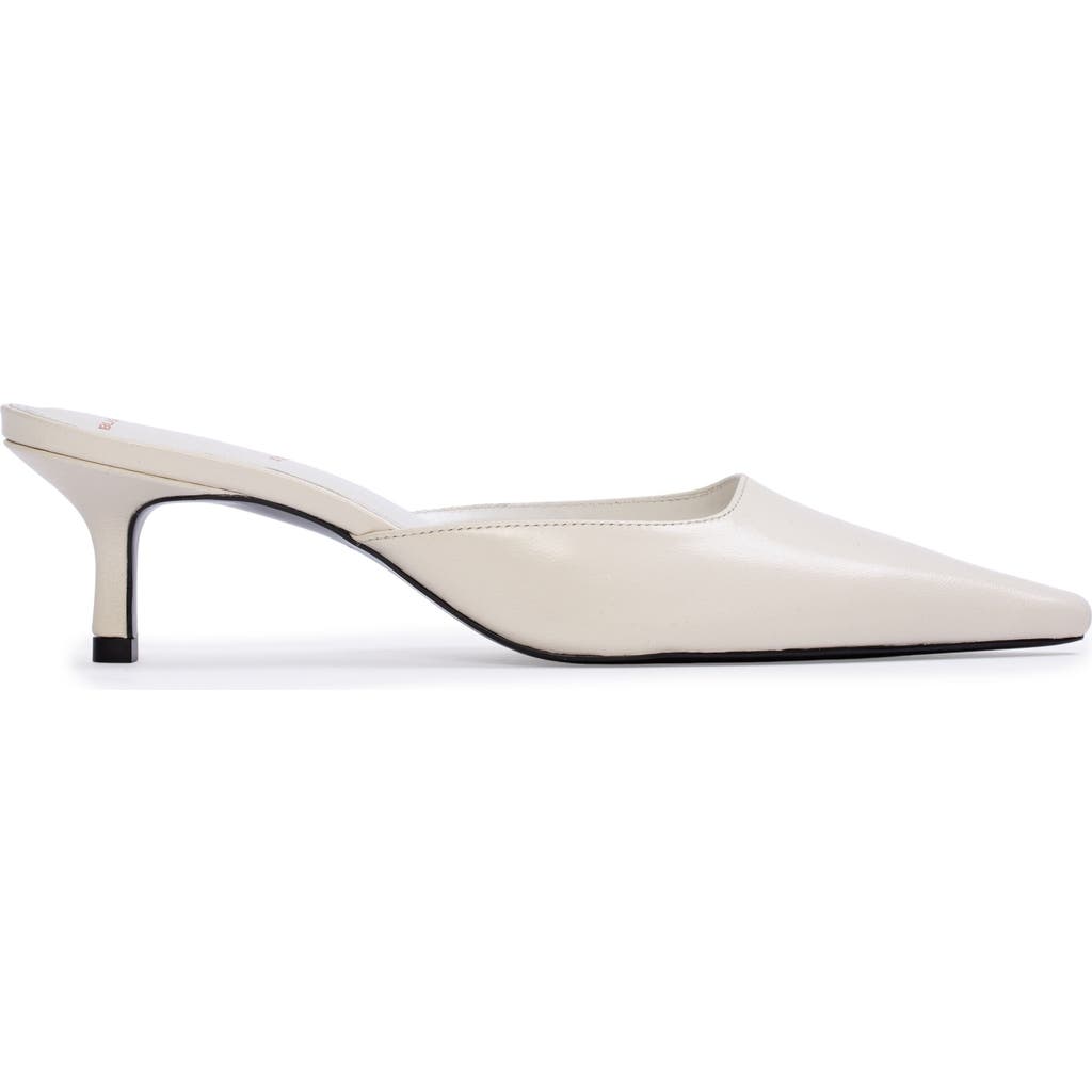 BLACK SUEDE STUDIO Riley 50 Leather Mule in Coconut Leather at Nordstrom, Size 40
