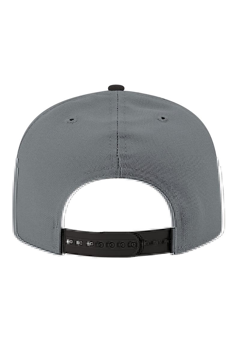 Men's New Era Gray/Black Los Angeles Lakers Logo 2-Tone 9FIFTY Snapback Hat, Alternate, color, Gray