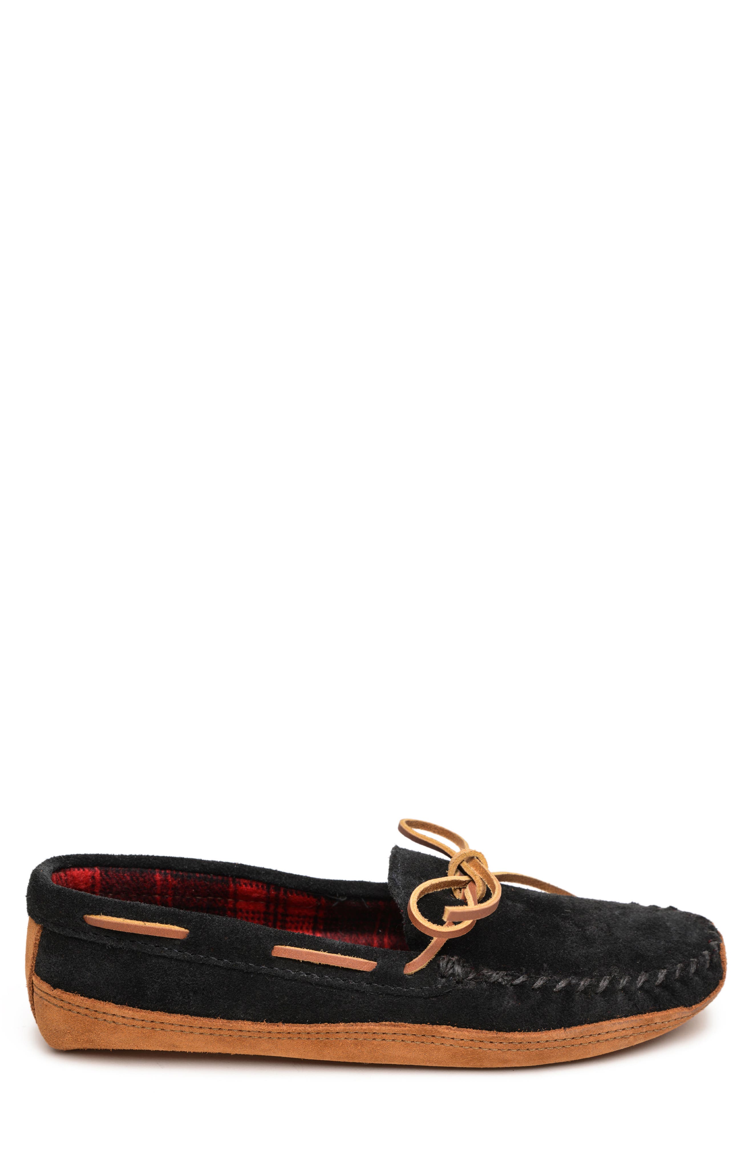 Minnetonka Fleece Lined Slipper, Alternate, color, Black