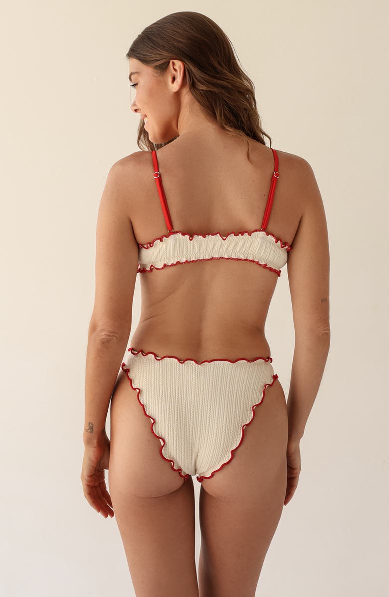 Dippin Daisys Bonita Ruffled Bikini Top, Alternate, color, Gardenia Pointelle