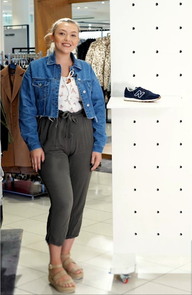 696 Sneaker, sales video thumbnail