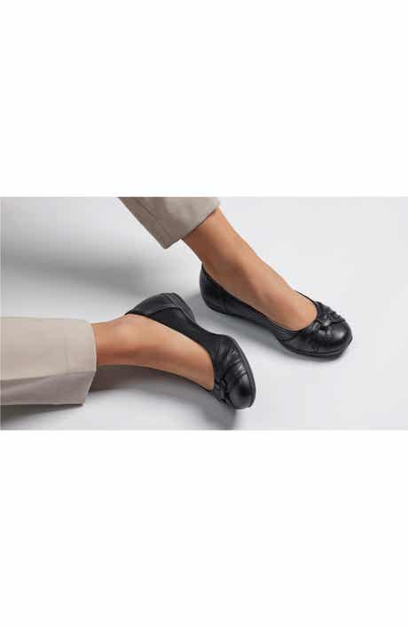 SOUL NATURALIZER Gift Knotted Toe Flat - Wide Width Available