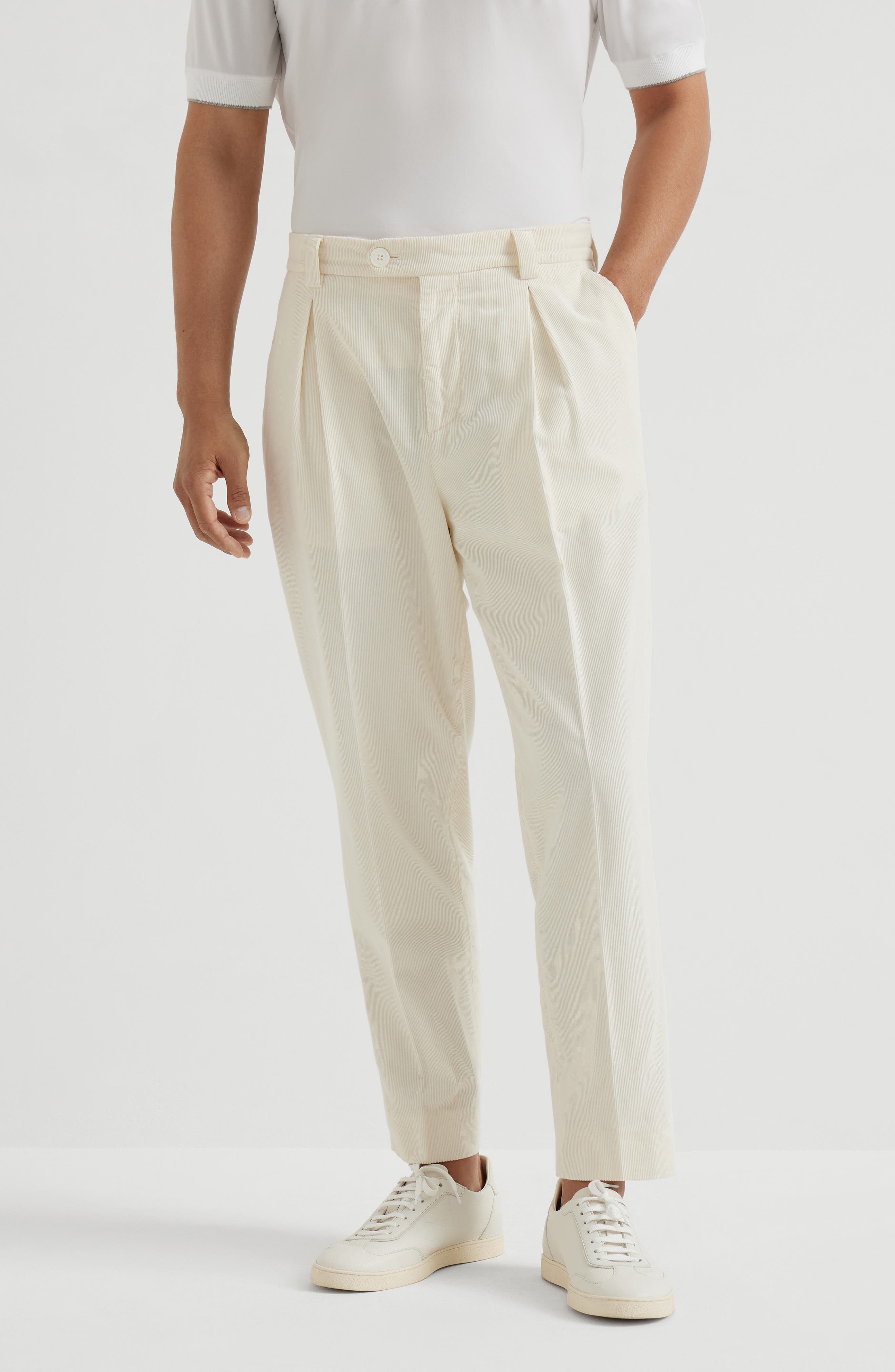 Trousers with tee holder - image 2