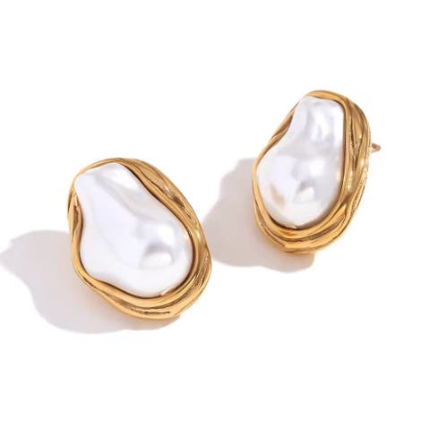 Kendall Baroque Pearl Stud Earrings