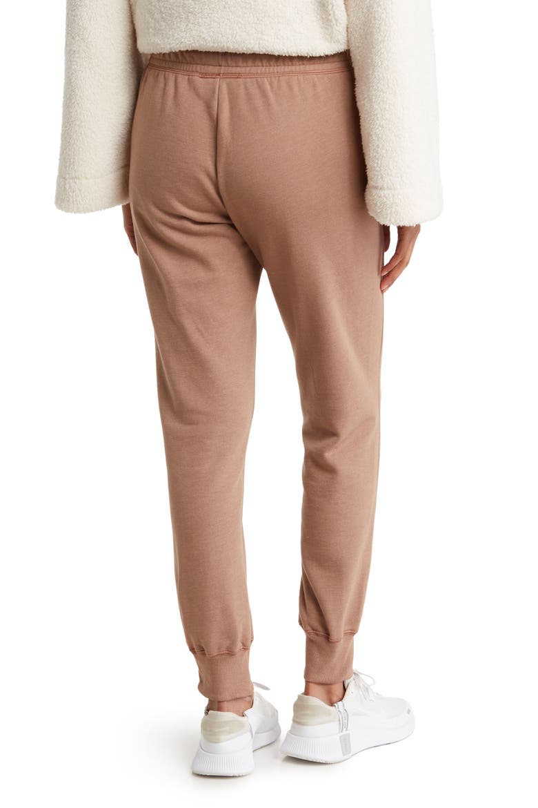 Freestyle Essential Joggers, Alternate, color, BROWN GINGER