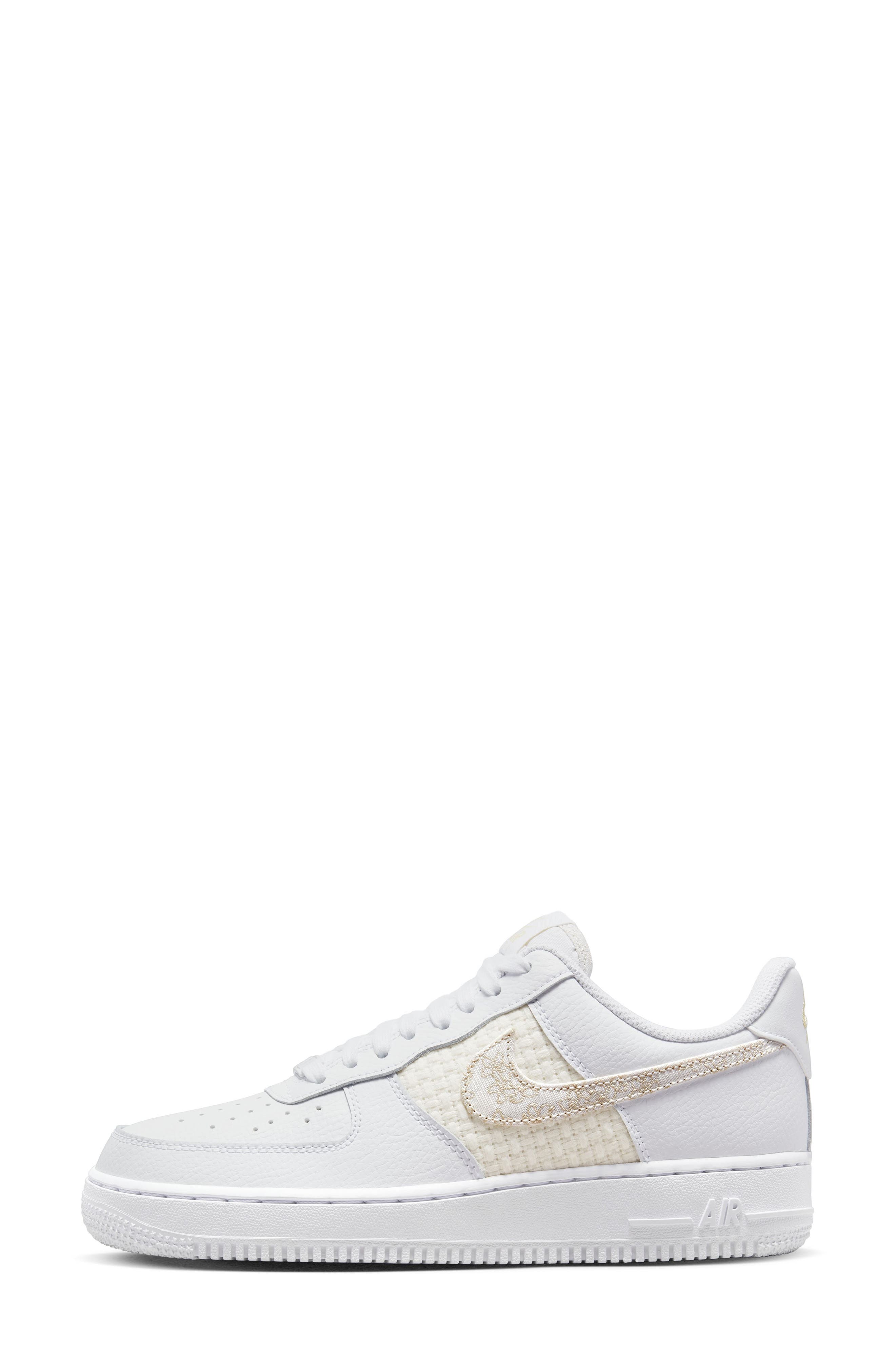 Nike Air Force 1 '07 SE Sneaker, Alternate, color, 