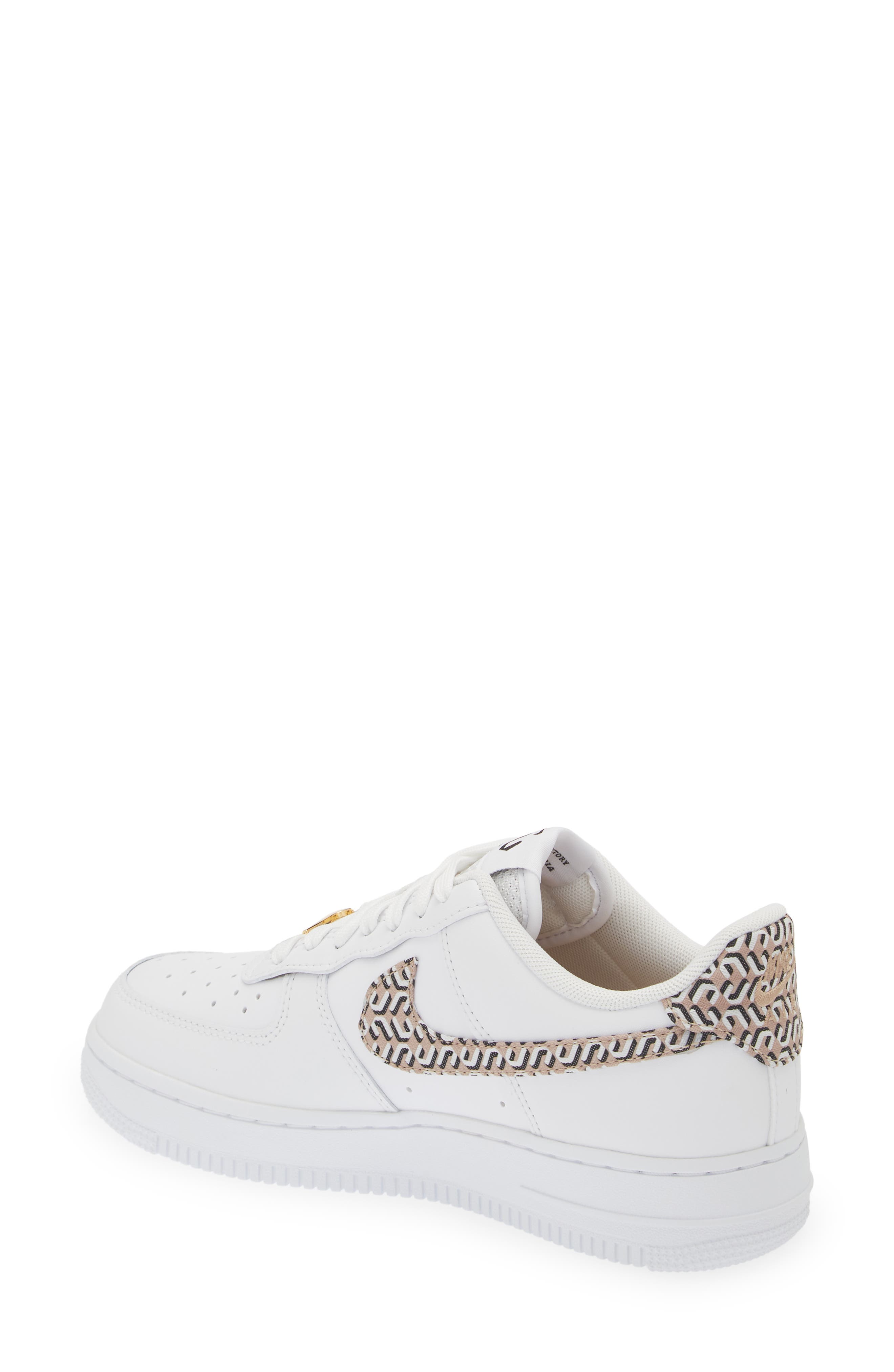 Nike Air Force 1 Low United in Victory Sneaker, Alternate, color, 