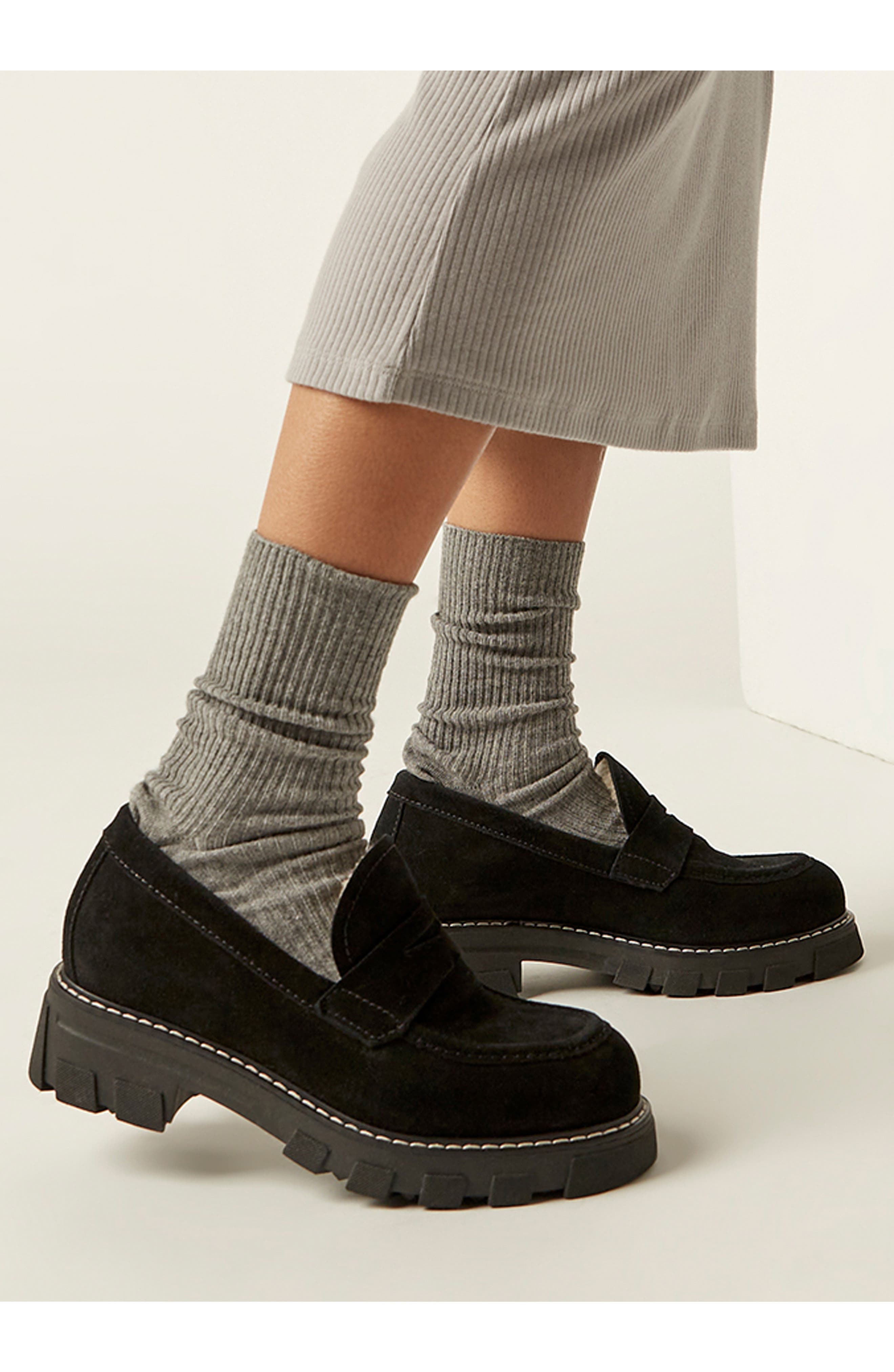 La Canadienne Darcy Genuine Shearling Lined Loafer, Alternate, color, 