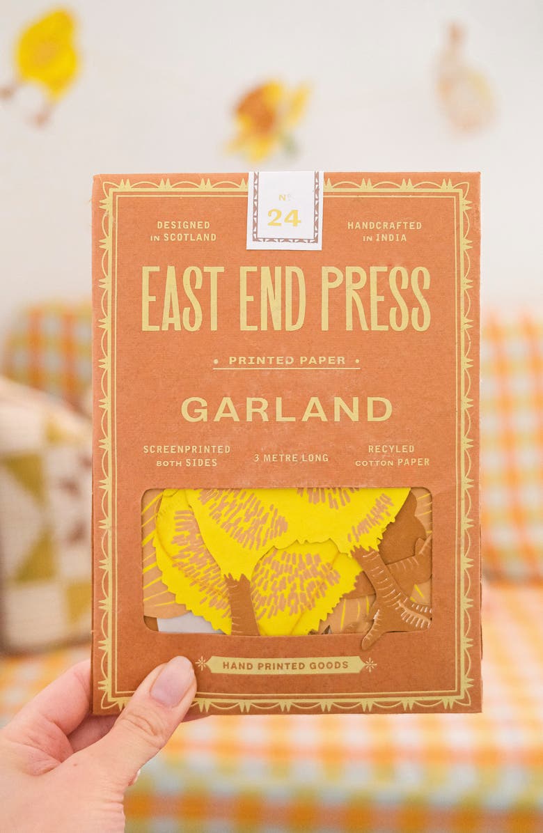 East End Press No. 24 Rabbits Garland, Alternate, color, 