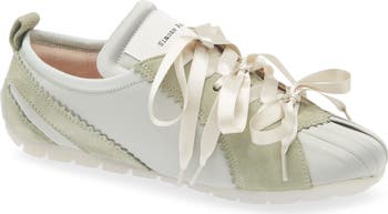 Ballerina Grip Sneaker