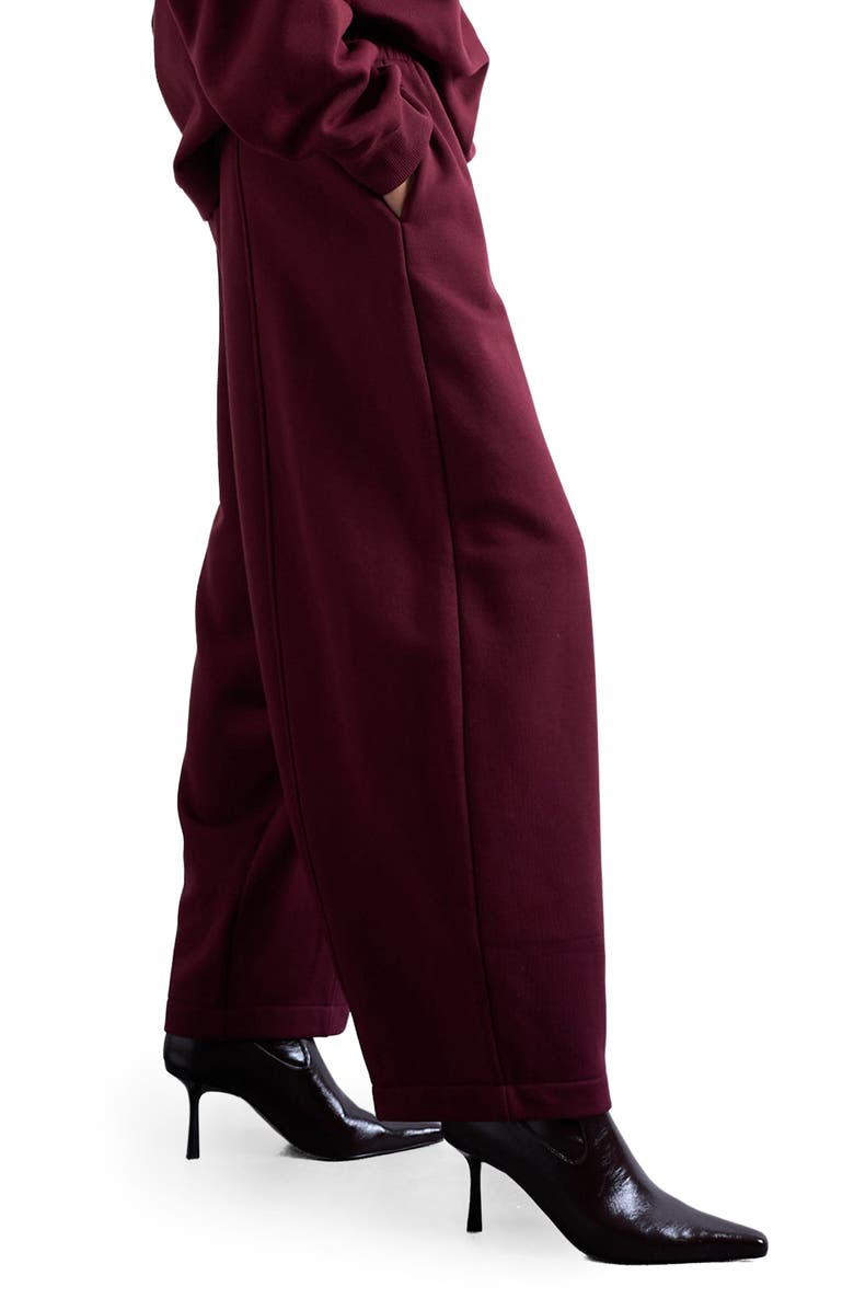 Topshop Pleated Balloon Jogger Pants, Alternate, color, Burgundy