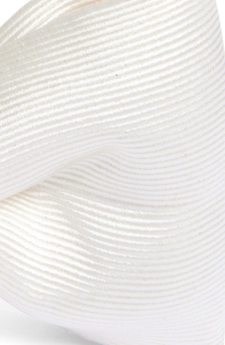 TOM FORD Pre-Tied Solid Mogador Bow Tie, Alternate, color, Aw004 Ivory