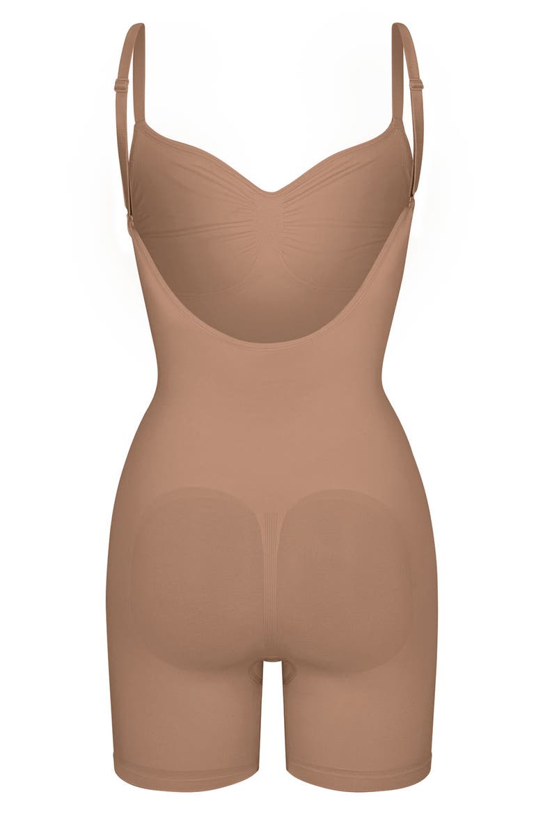 Seamless Sculpt Low Back Mid Thigh Bodysuit, Alternate, color, SIENNA