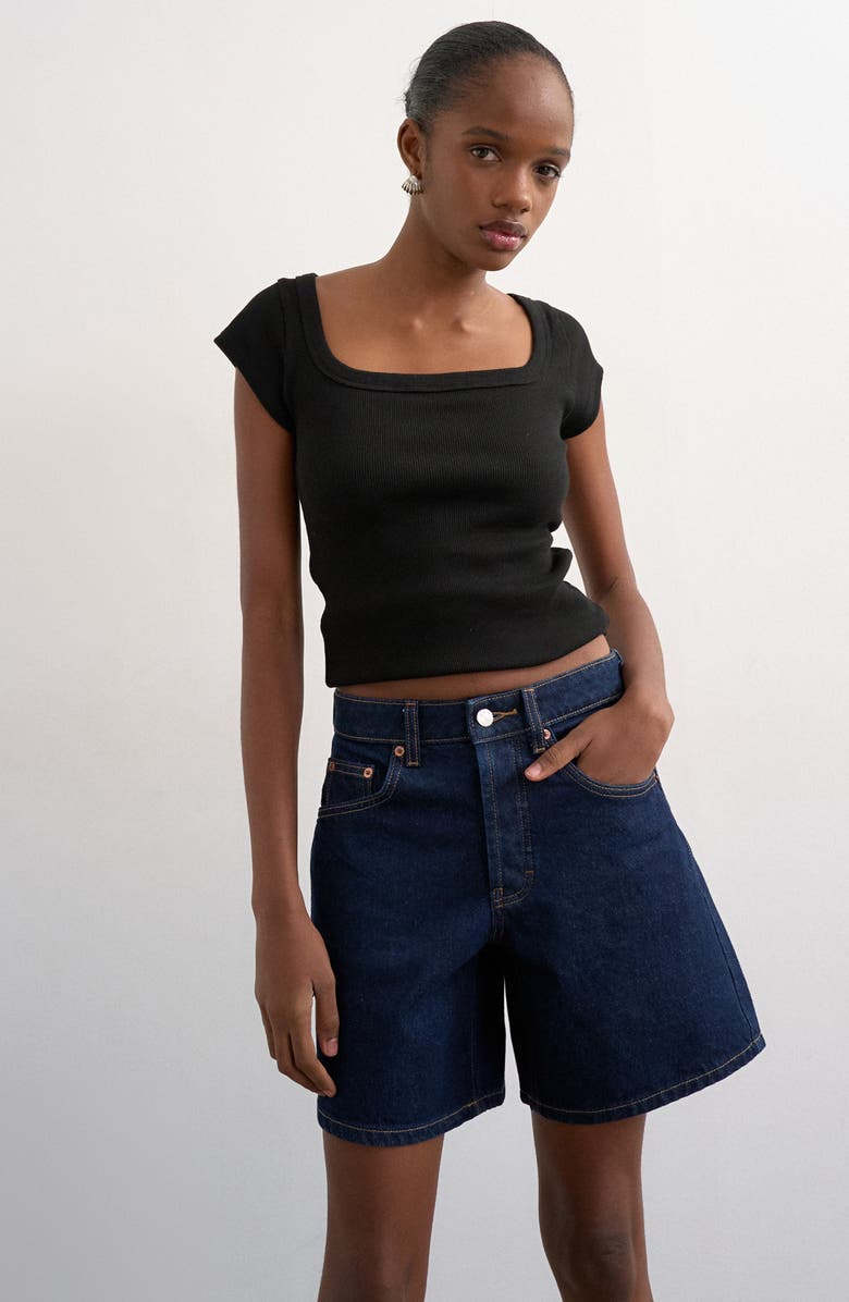 Topshop Editor Mid Rise Denim Shorts, Alternate, color, Mblue