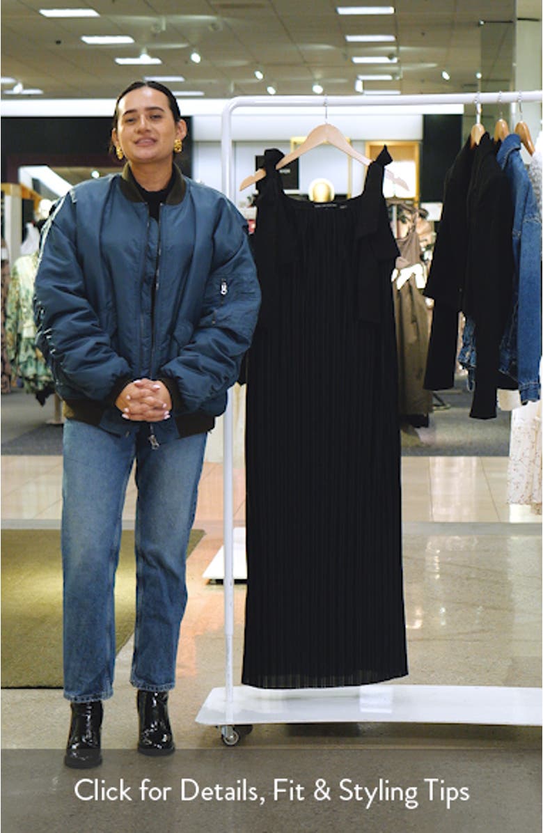 Bow Detail Pleated Maxi Dress
