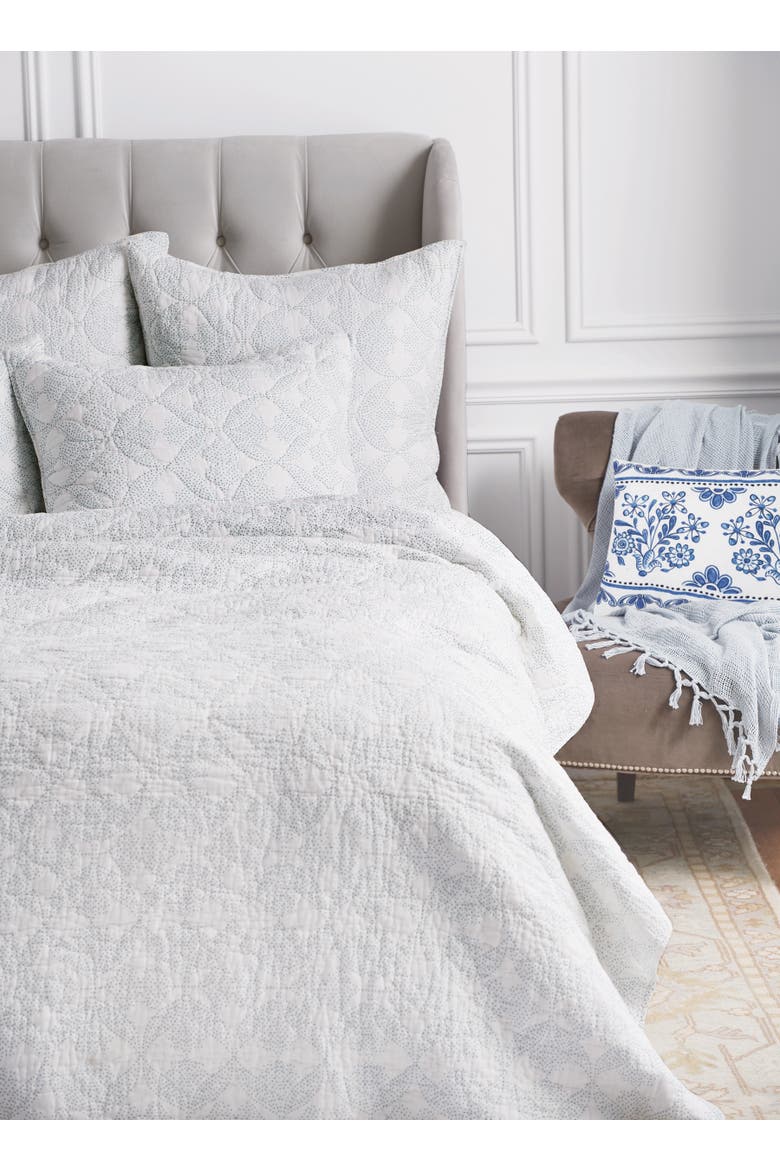 Colonial Williamsburg Blue & White Jacobean Indoor/Outdoor Accent Pillow 14" x 18", Alternate, color, Blue