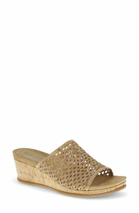 BARETRAPS Flossey Wedge Slide Sandal