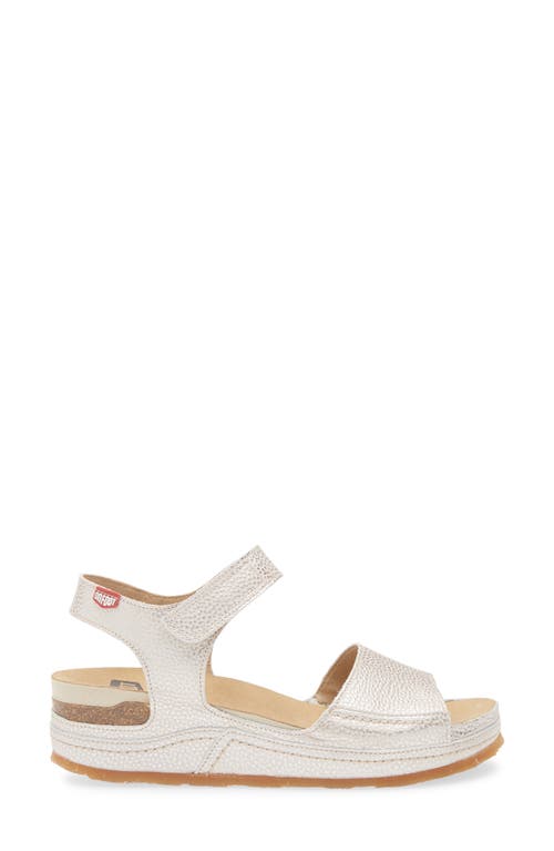 On Foot 250 Madison Platform Sandal In Starlight Oro