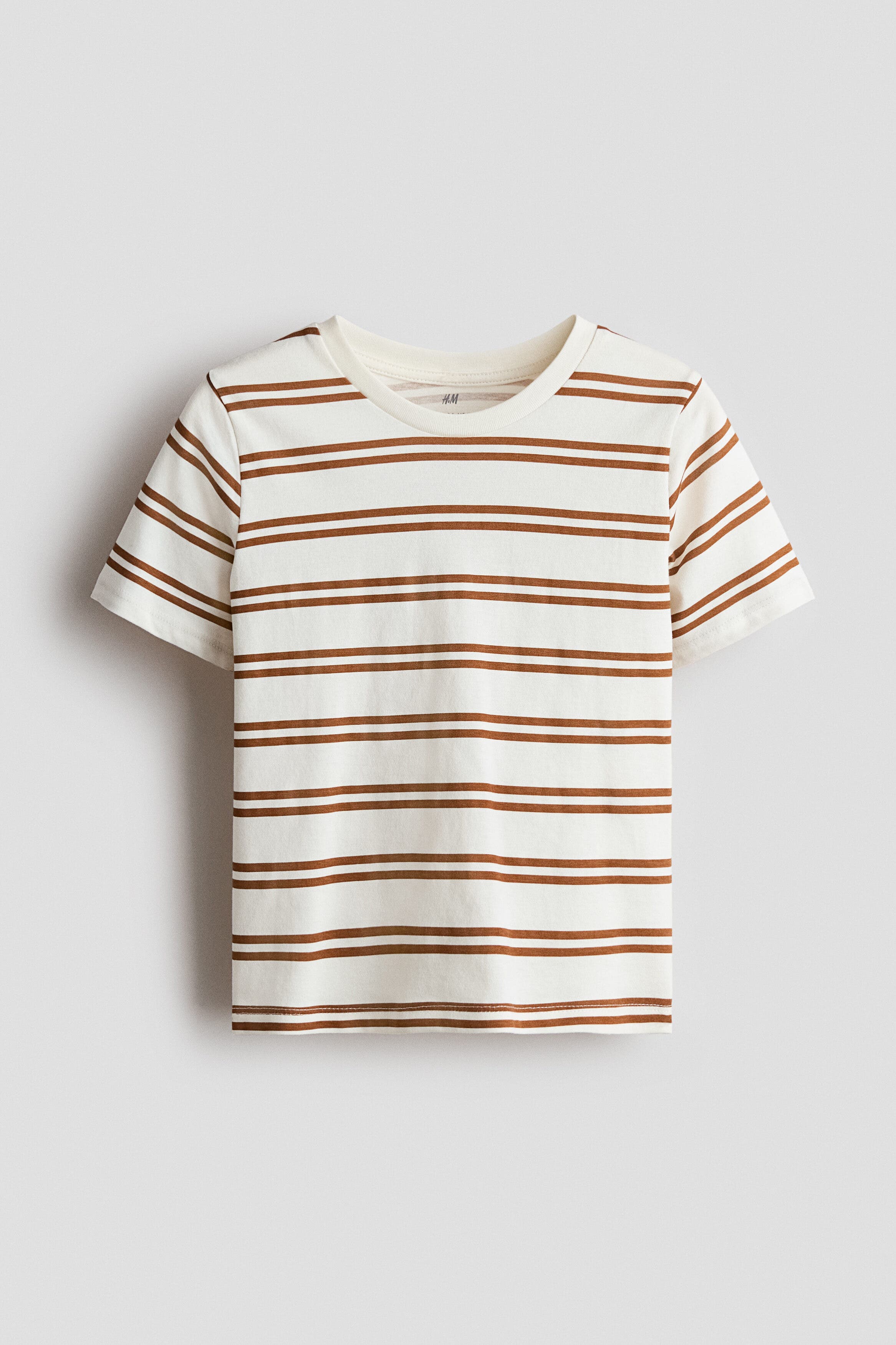 White/brown striped