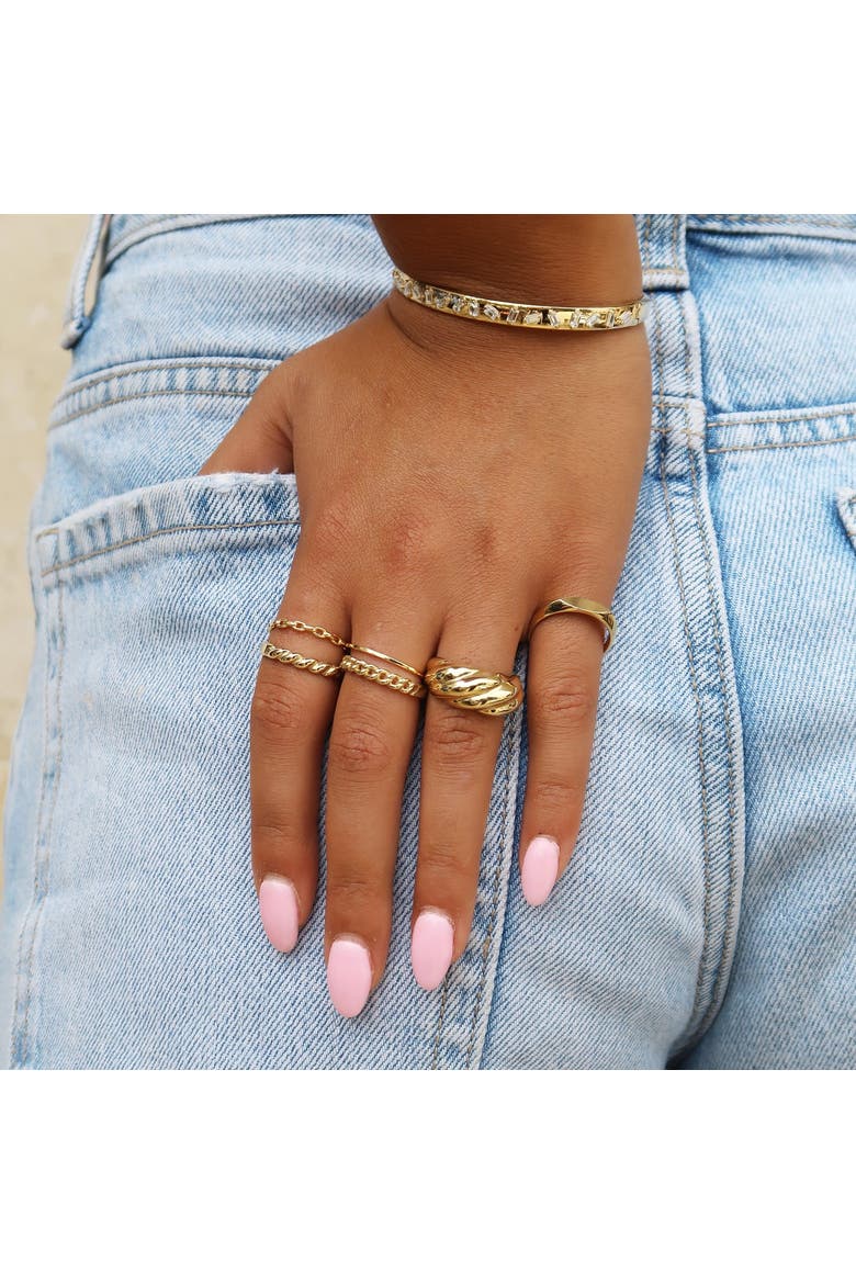 Classic Gold Band, Alternate, color, Yellow Gold