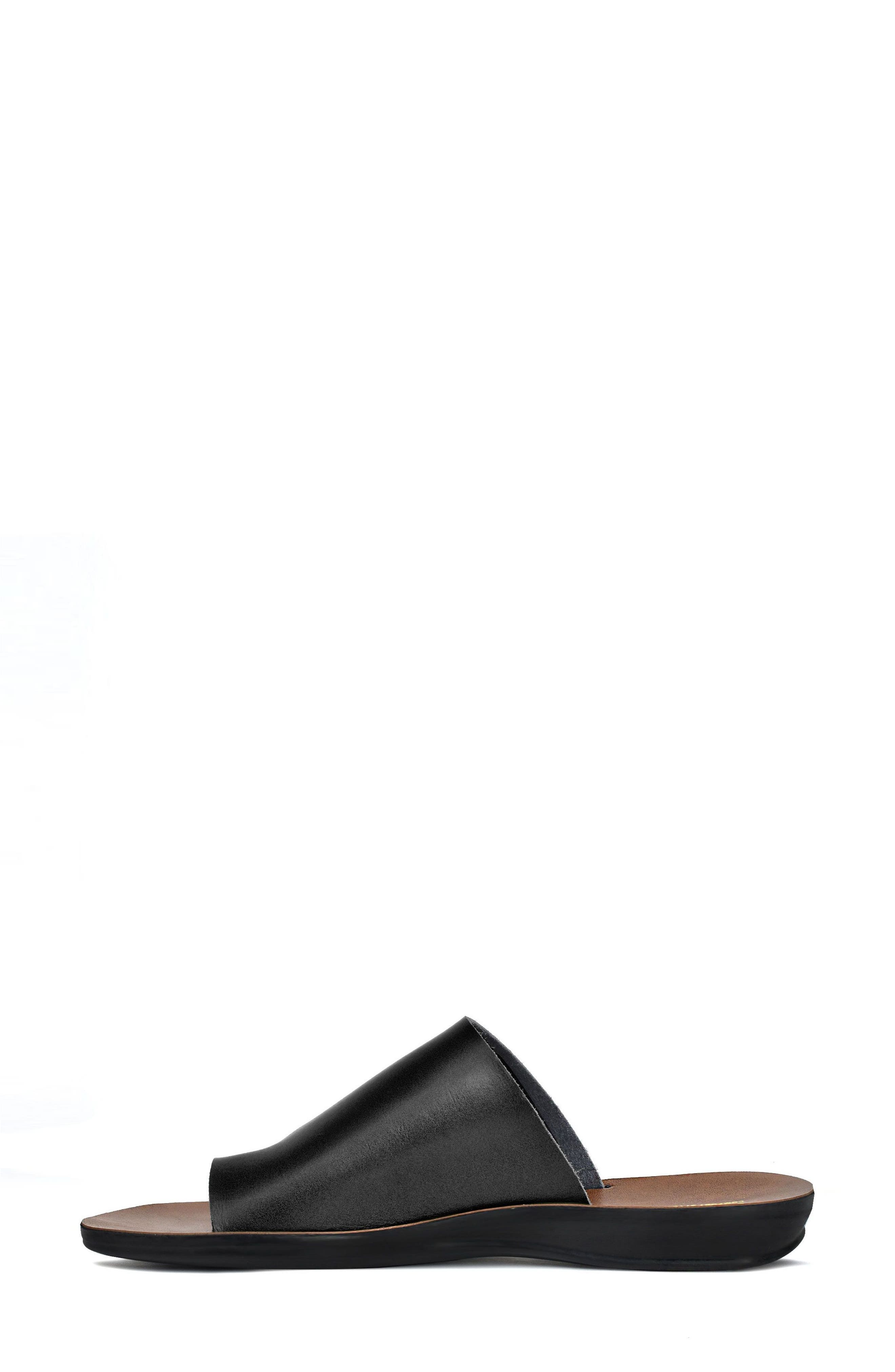 AEROSOFT Daffodil Vintage Thong Sandal, Alternate, color, Black