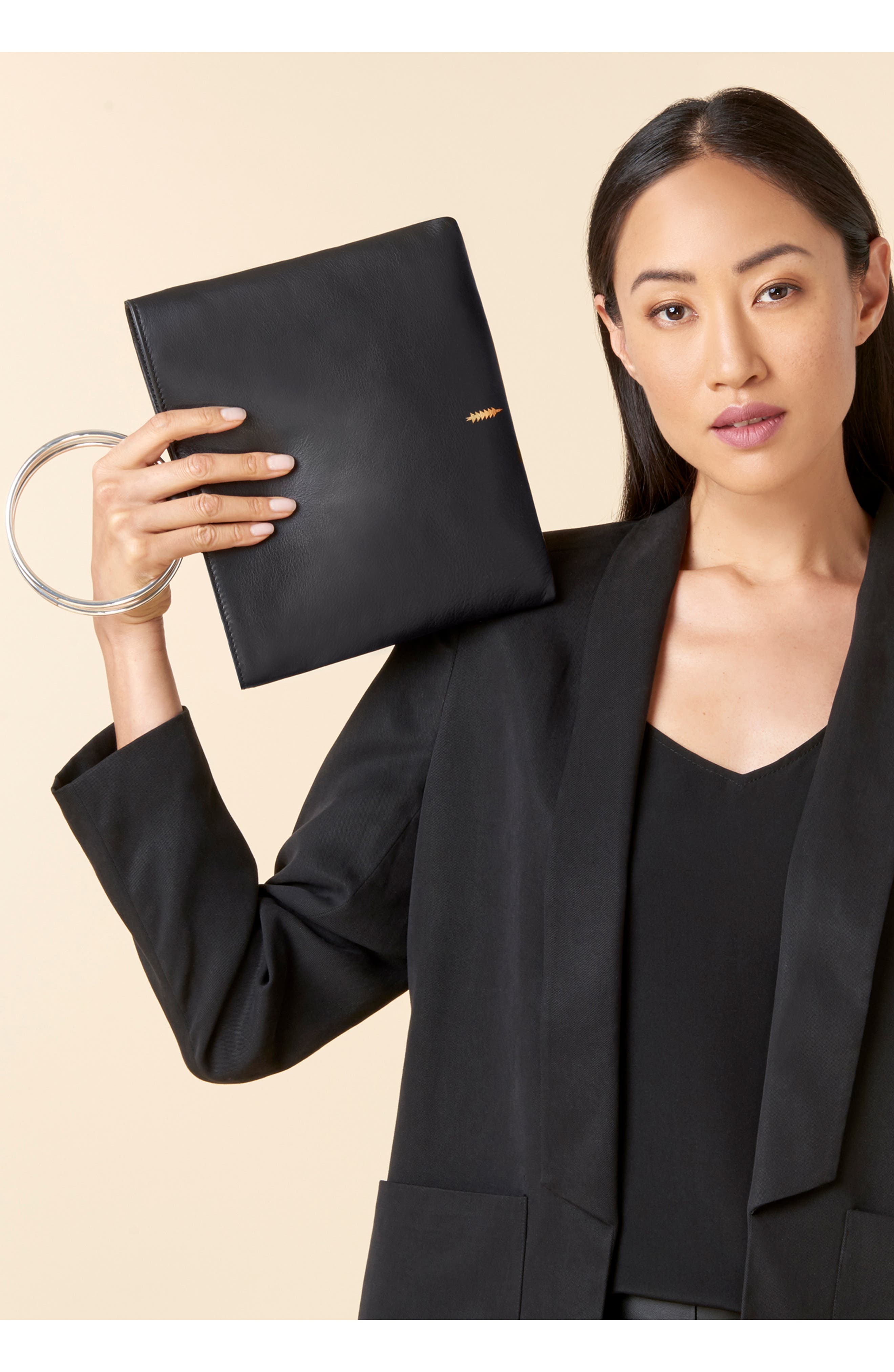 Le Pouch Ring Handle Leather Shoulder Bag, Alternate, color, BLACK W/SILVER