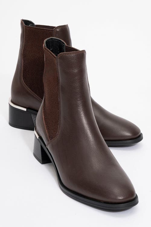 Forever & Always Shoes Neiva Leather Chelsea Boot In Brown