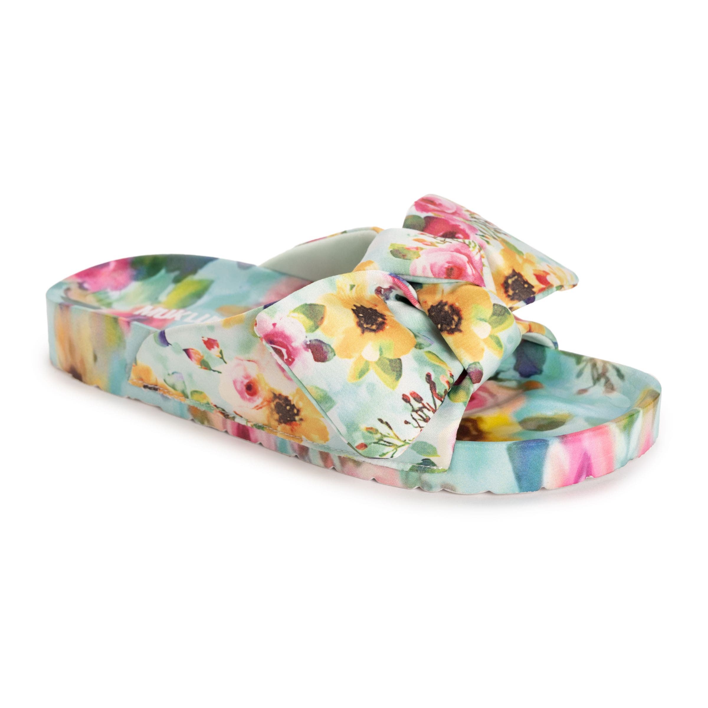 Muk Luks Island Luau Sandals In Multi