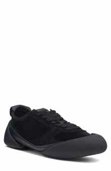 McQueen Flexion Sneaker