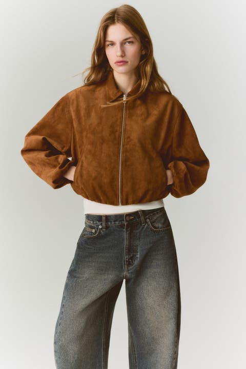 Jacket with collar