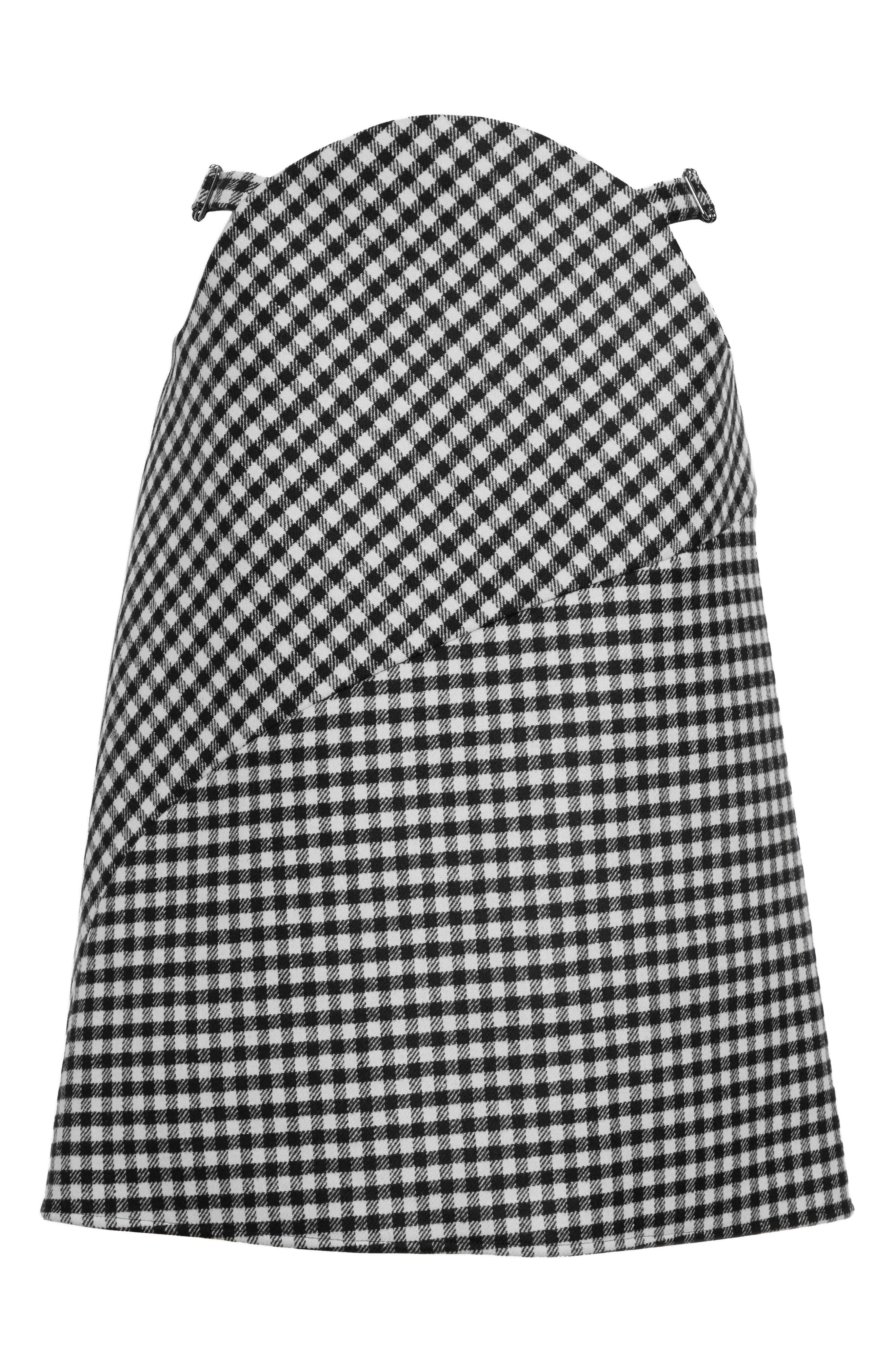 selected BLACK/ WHITE