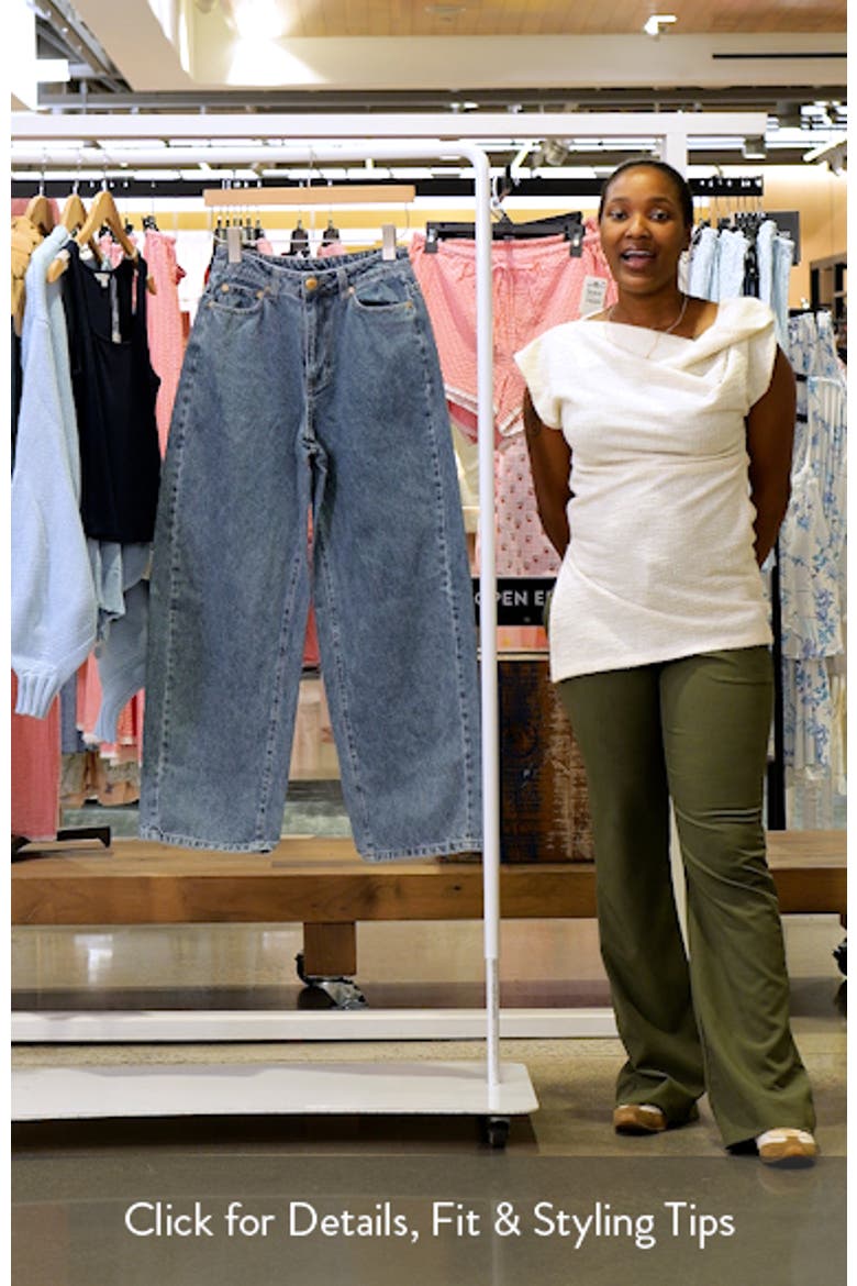 Richelieu Wide Leg Jeans video