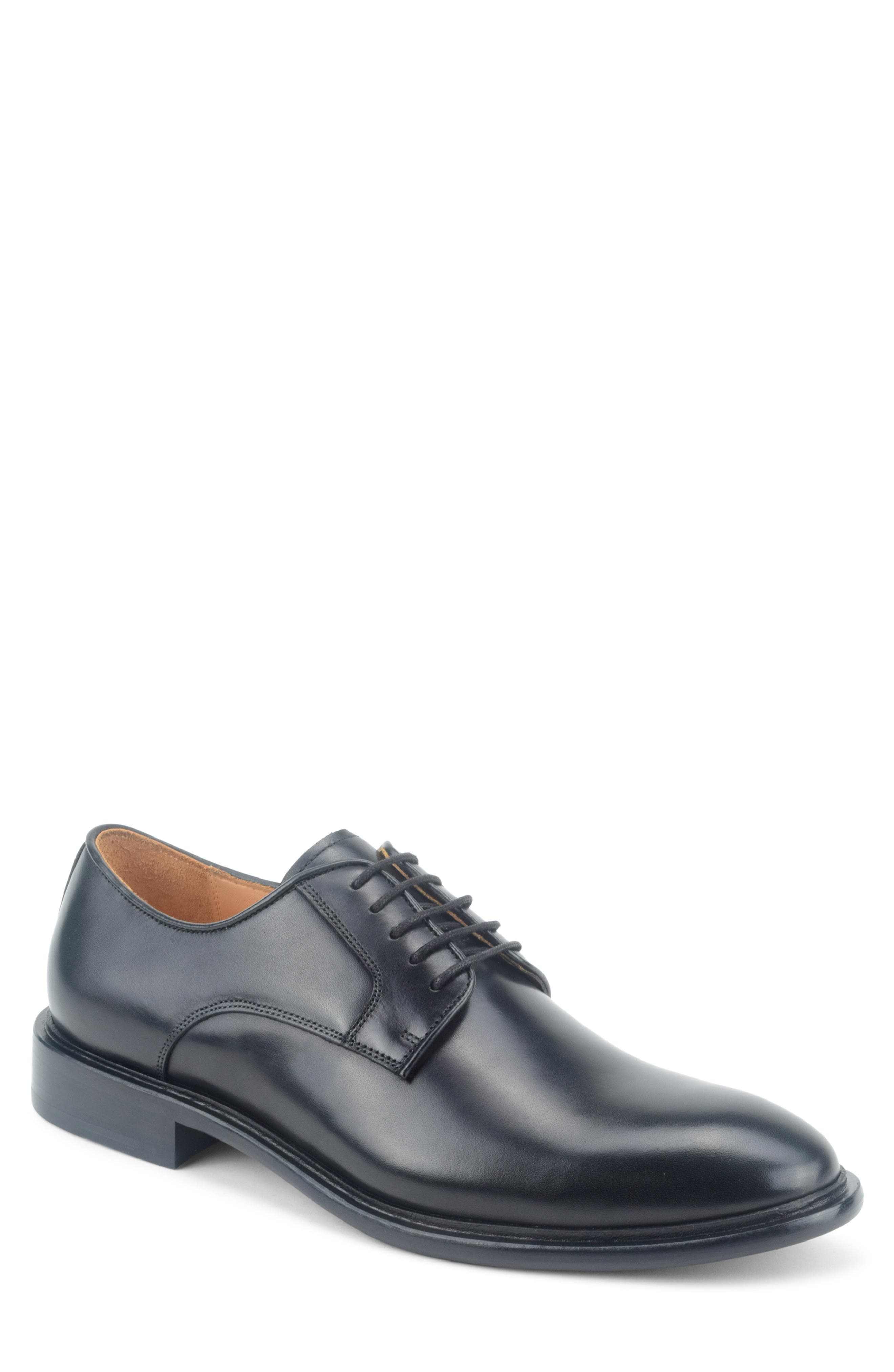Warfield 
Grand Legand Derby, Main, color, Black