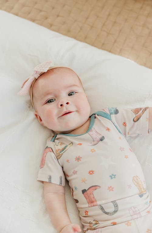 Copper Pearl Cheyenne Short Sleeve Bodysuit In Pink