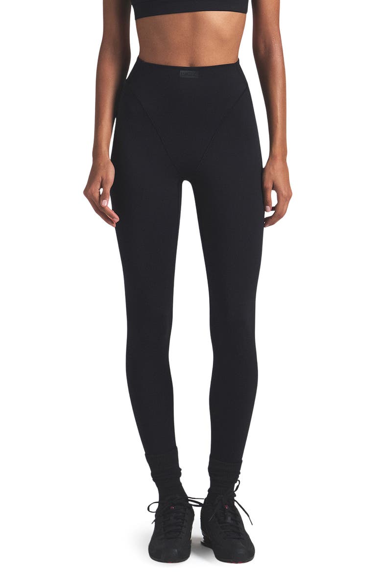 Matte High Waist V-Line Leggings, Main, color, OBSIDIAN