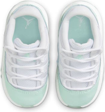 Air Jordan 11 Retro Low Sneaker