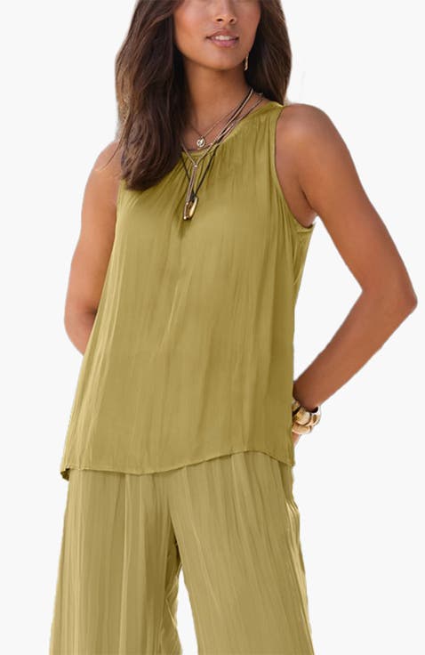 Flowy Textured Sleeveless Top