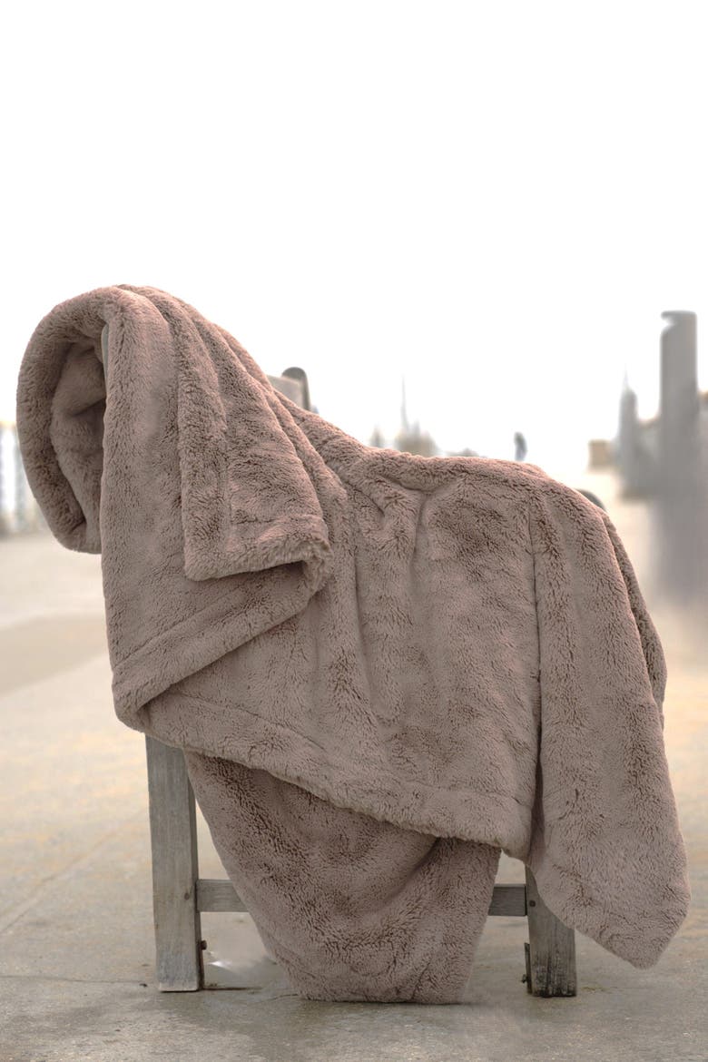 Carmel Faux Fur Throw, Alternate, color, Cashmere Taupe